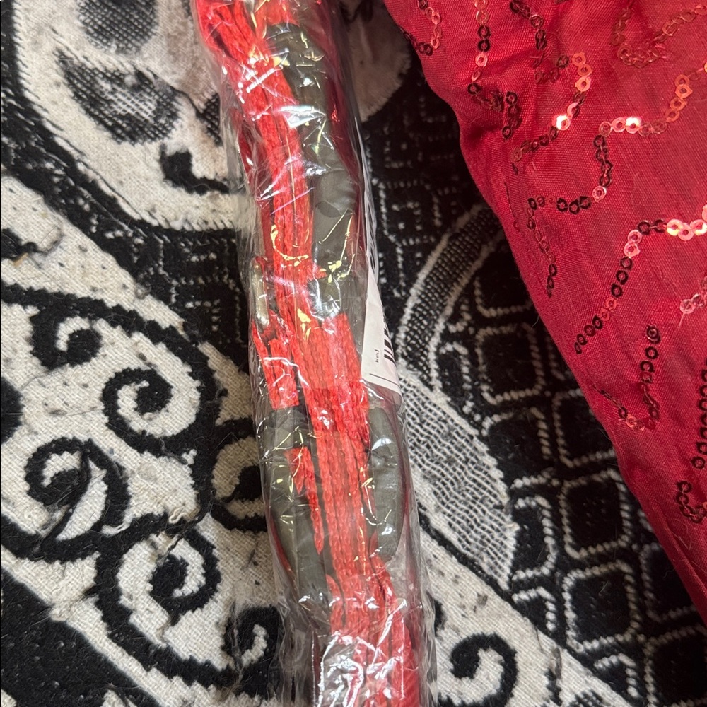 NWT Red Dog Collar and Leash. Never been opened. Has a lot of adjustment pieces. - Picture 6 of 14
